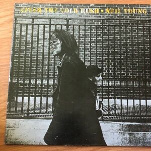 Neil Young Lp excellent condition from the 80,s